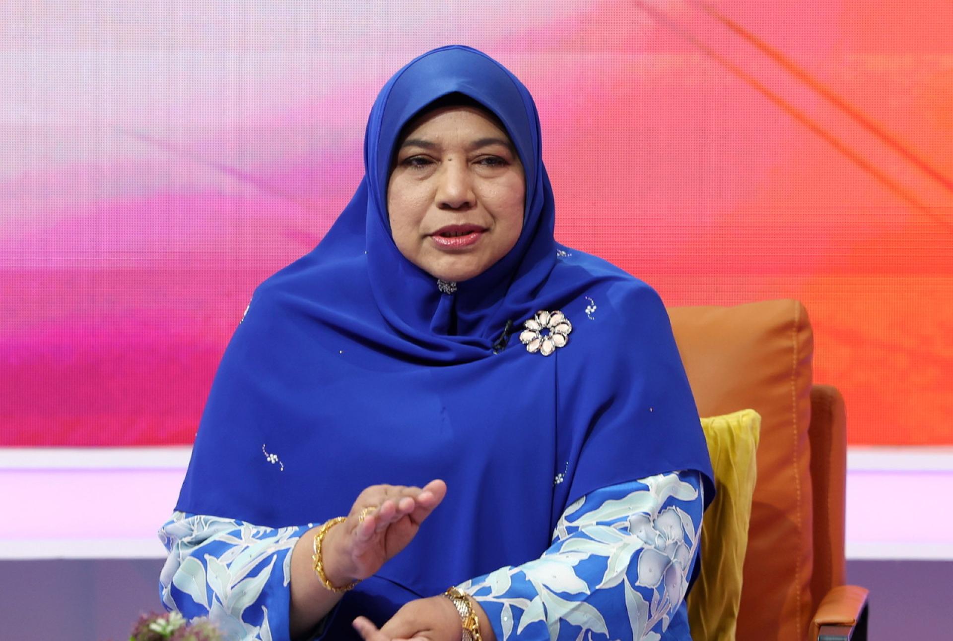 努鲁阿菲达：HAWANA关爱基金被视为支援面临健康问题和生活困境的媒体工作者，尤其是资深媒体人福祉的最有意义举措之一。