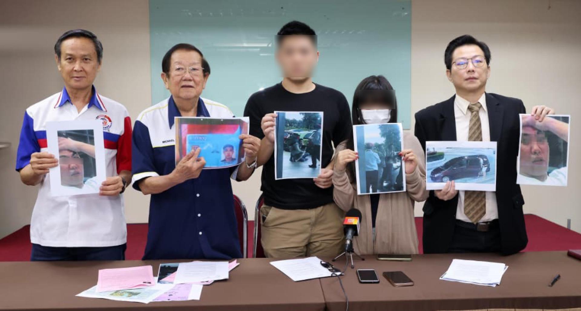 张天赐（左起）陪同两名事主召开记者会。