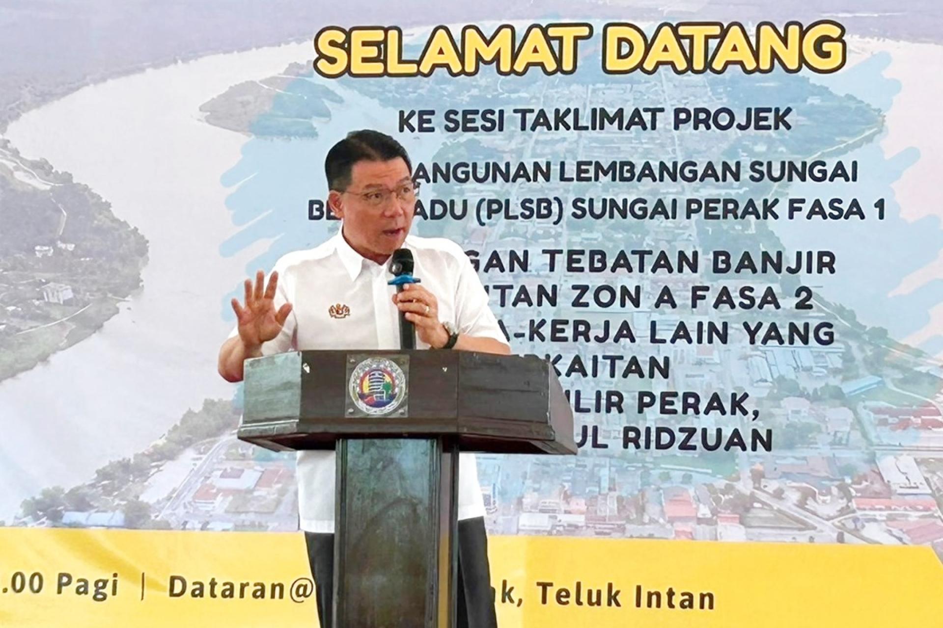 倪可敏主持安顺防洪工程动土仪式，宣布昌明大马政府批准8050万令吉落实安顺A区第二阶段防洪工程。