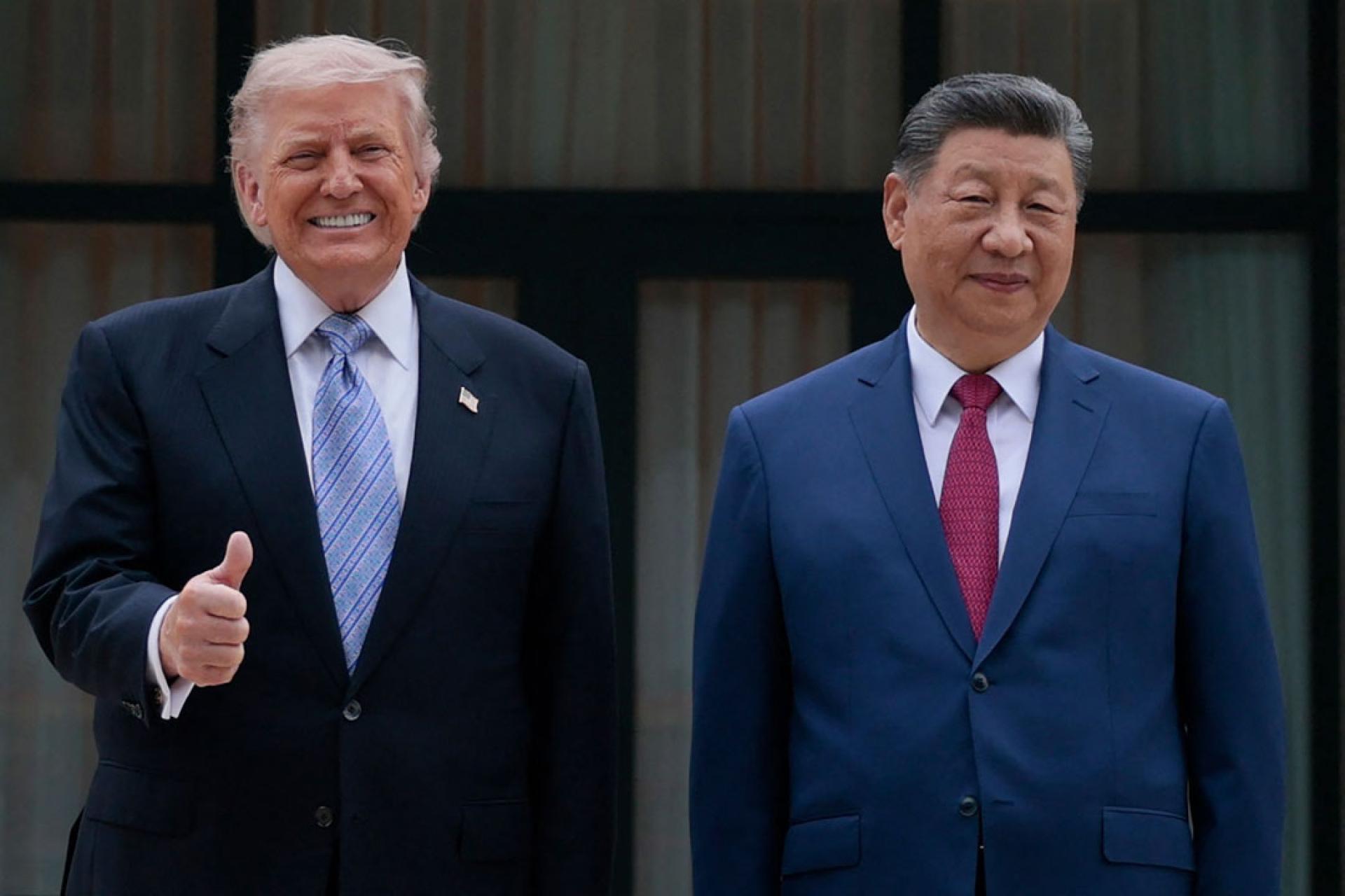 中国商务部发言人说，“美方罔顾中美两国元首北京会晤共识，无视中美经贸关系大局”。图为特朗普和习近平5月中旬在北京会晤。
