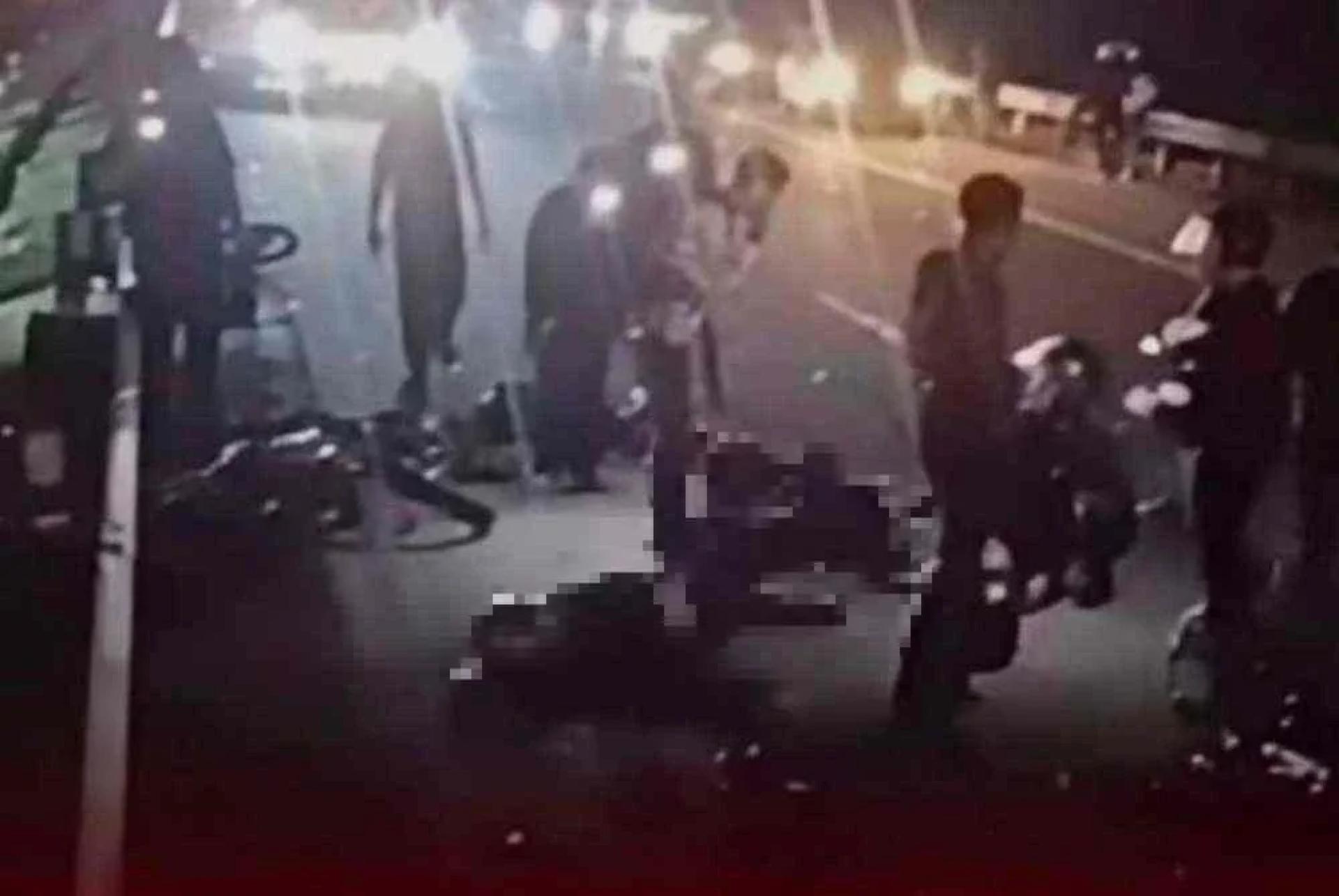 车祸导致4名摩托骑士死亡。