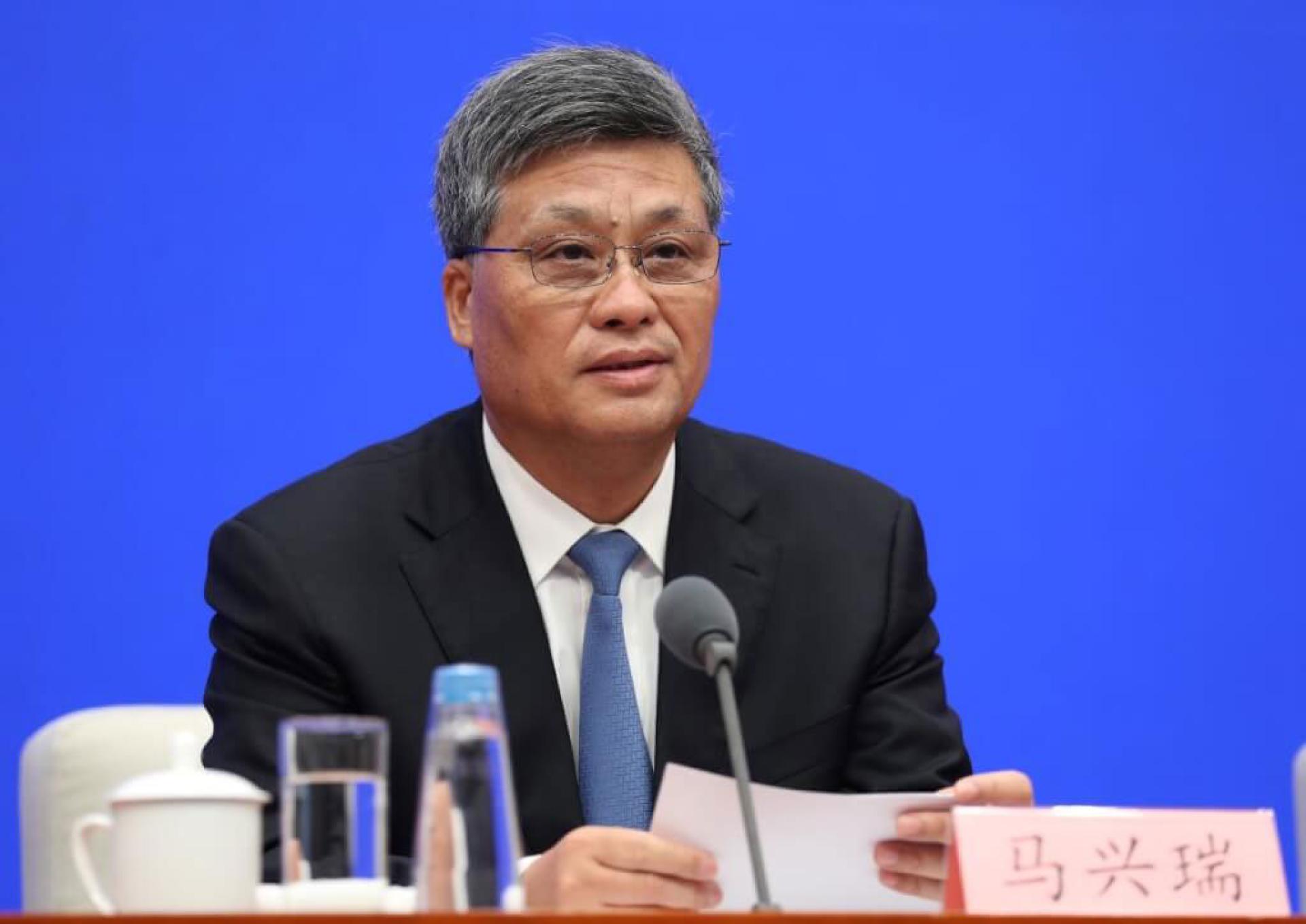 中共中央政治局委员、前新疆党委书记马兴瑞被双开。