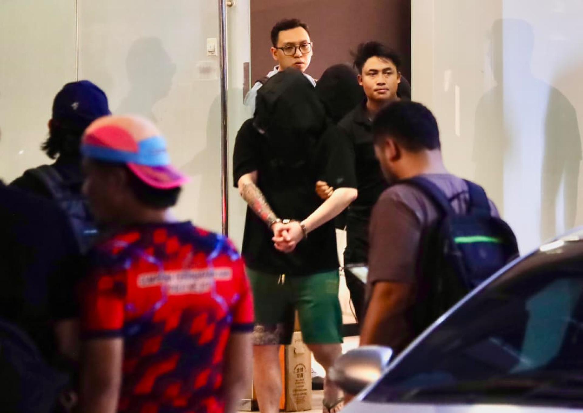疑犯早前被押送到现场相信助查案件后，被安排离开现场。（档案图）