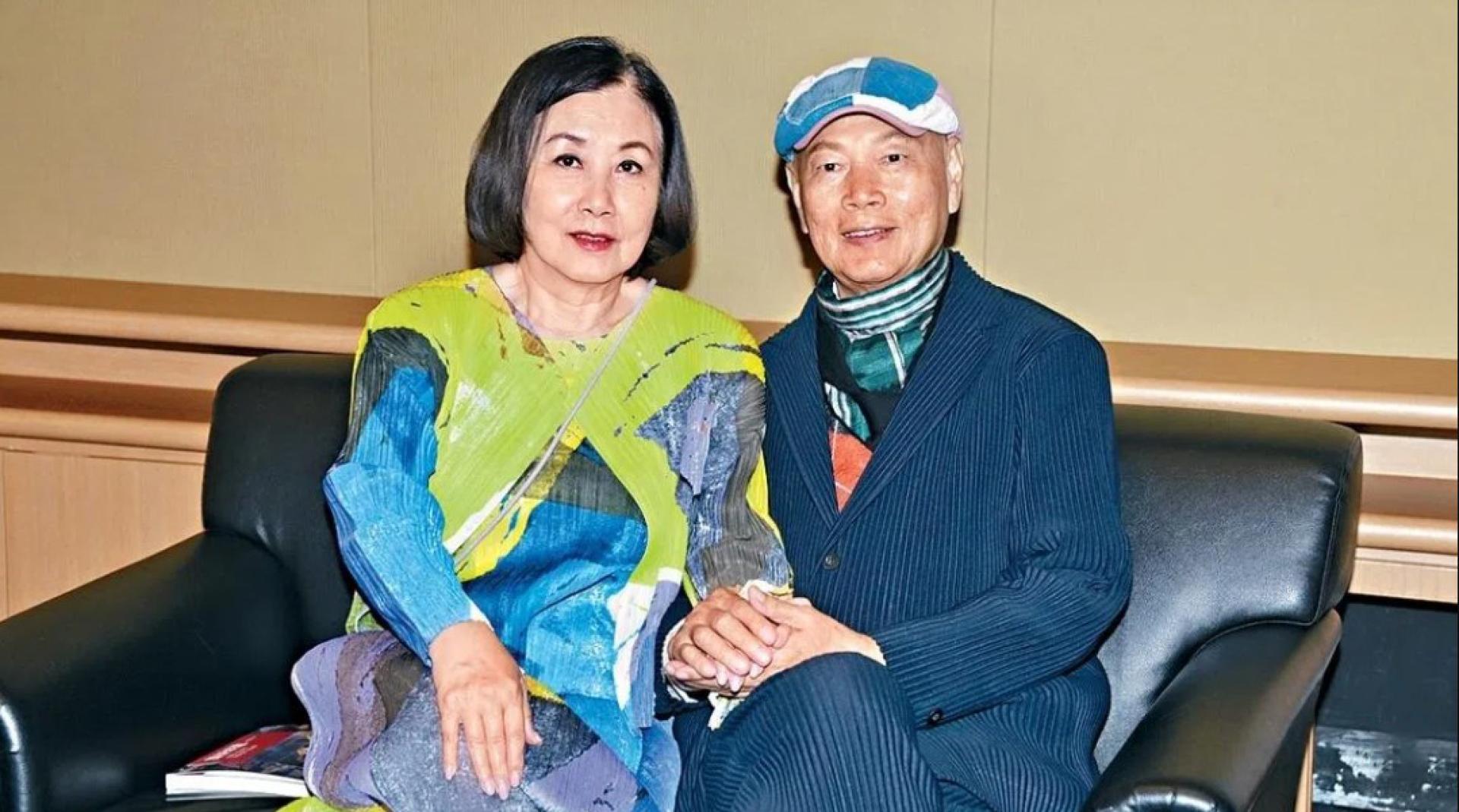 汪明荃（左）和罗家英当年爱情长跑20年，2009年正式结为夫妻。