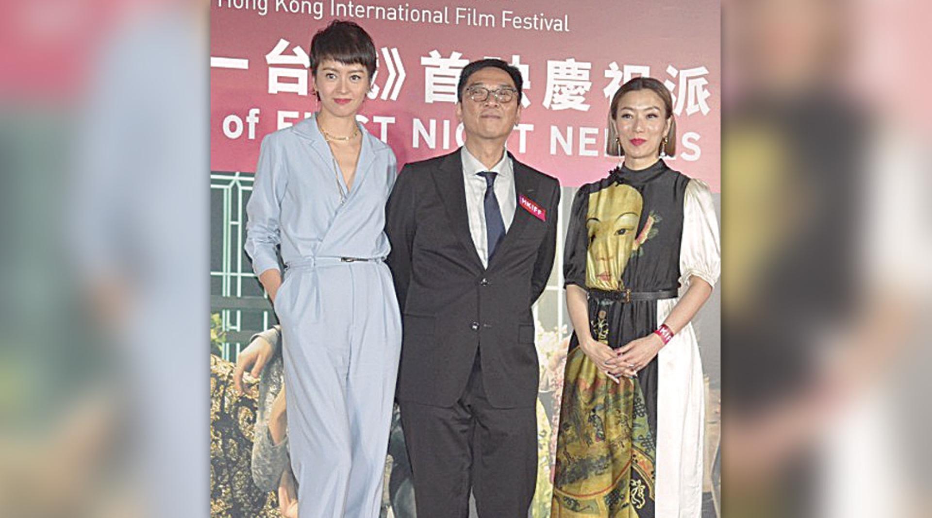 《八个女人一台戏》由关锦鹏执导，郑秀文（右）、梁咏琪领衔主演。