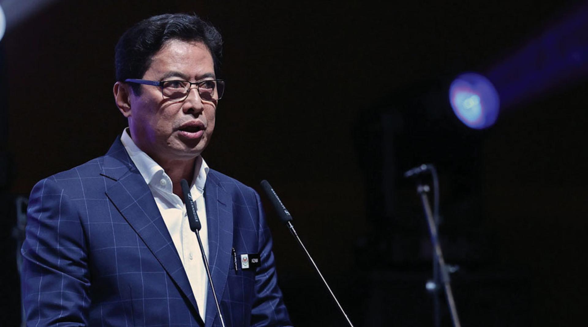 阿占巴基认为，KWAP可通过民事诉讼向相关方追讨损失，但由于涉及外国企业，追偿工作将面对一定难度。