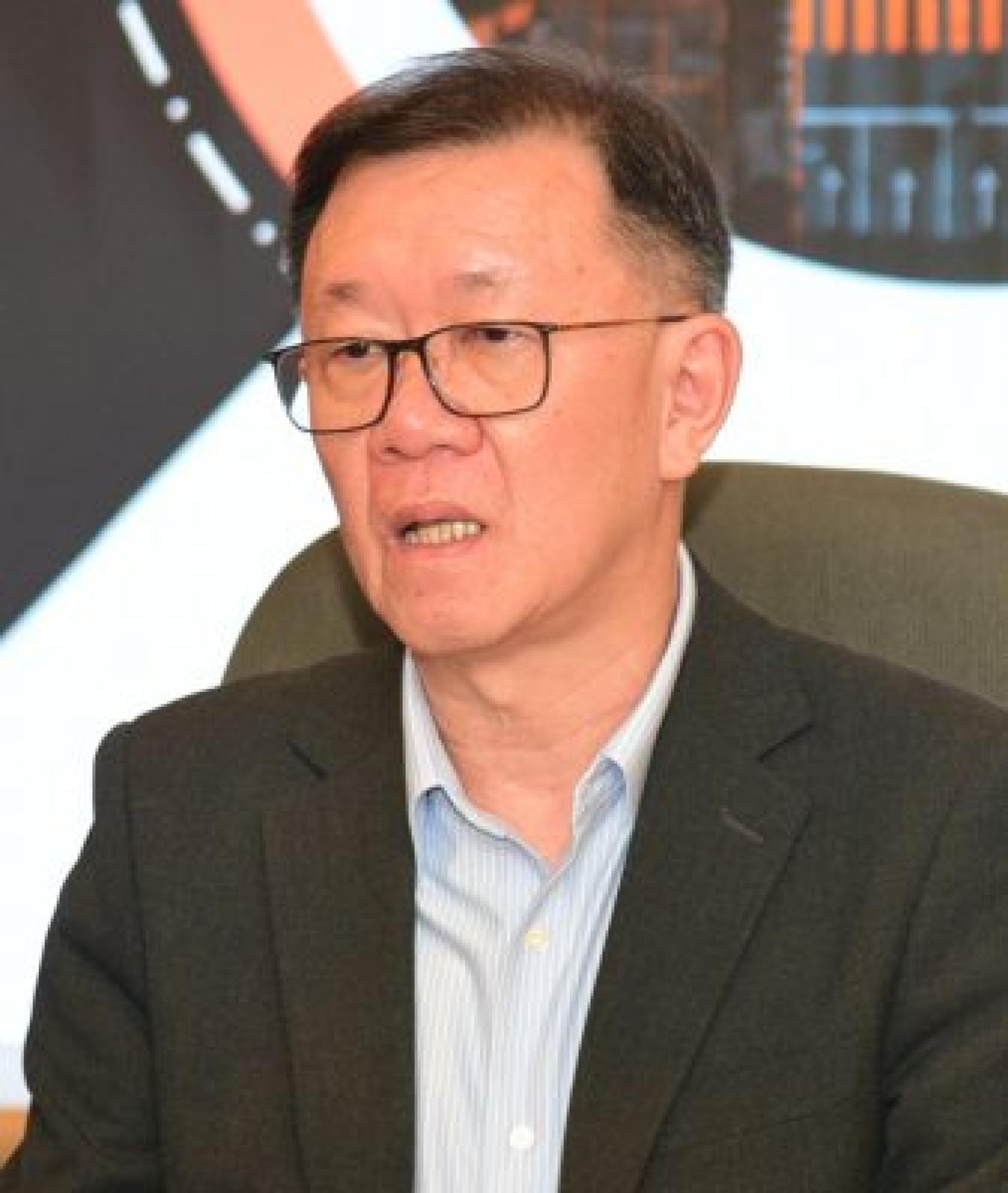 李兴裕希望，政府在10月份提呈的明年度财政预算案，不会再出台更多新的税制，以减缓各领域企业的压力。