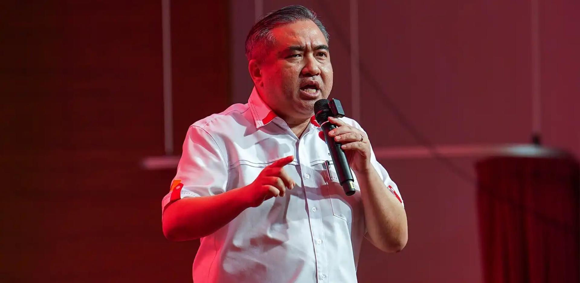 陆兆福强调，行动党绝不会在此时撤回对团结政府的支持，或参与任何换政府的行动。